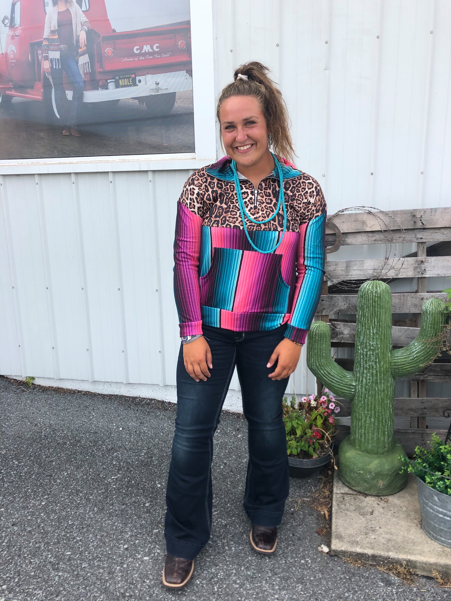 Women's Punchy Outfit of the Day - Stockyard Style